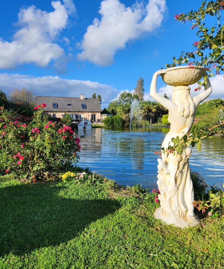 Domaine Du D-Day Bed & Breakfast Saint-Come-du-Mont Dış mekan fotoğraf